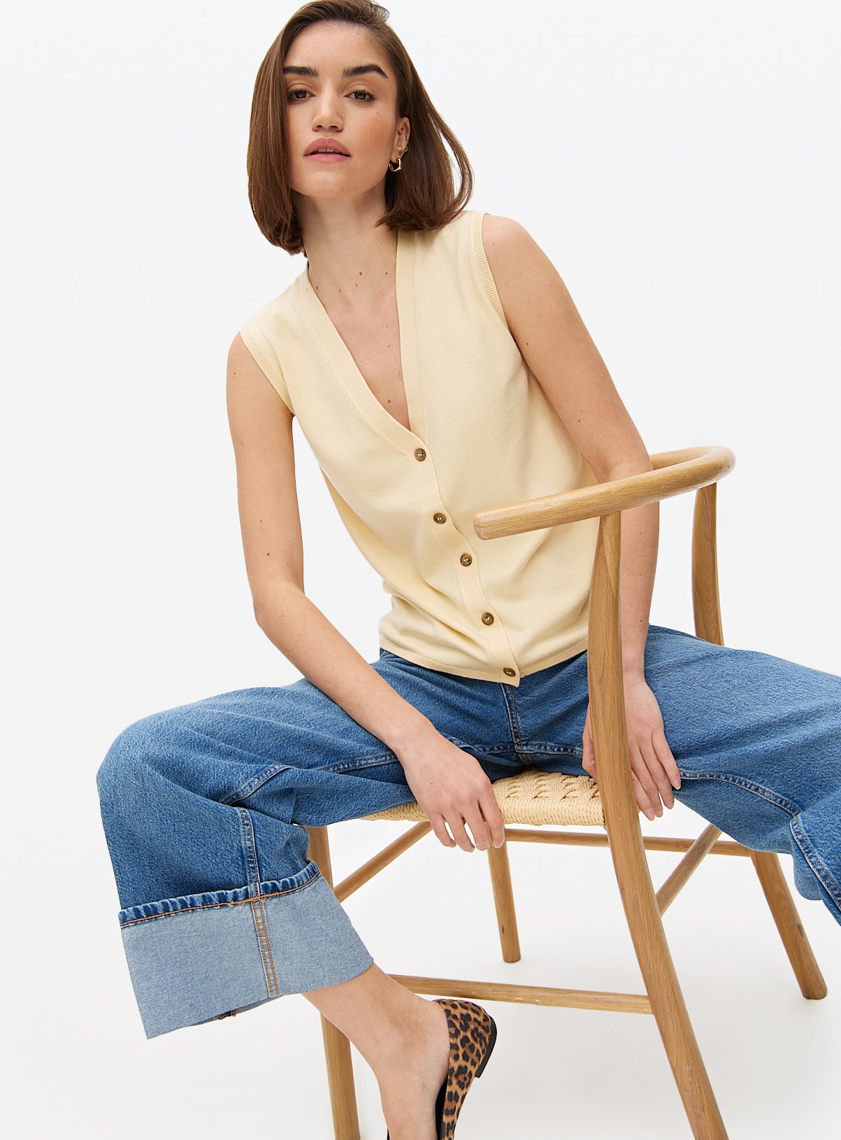 Light Yellow Button Soft Touch Sleeveless Vest 20 - Image 2 thumbnail